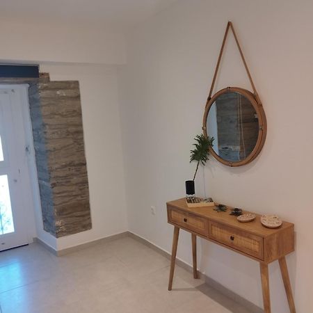 Korina'S Suites Ándros Buitenkant foto
