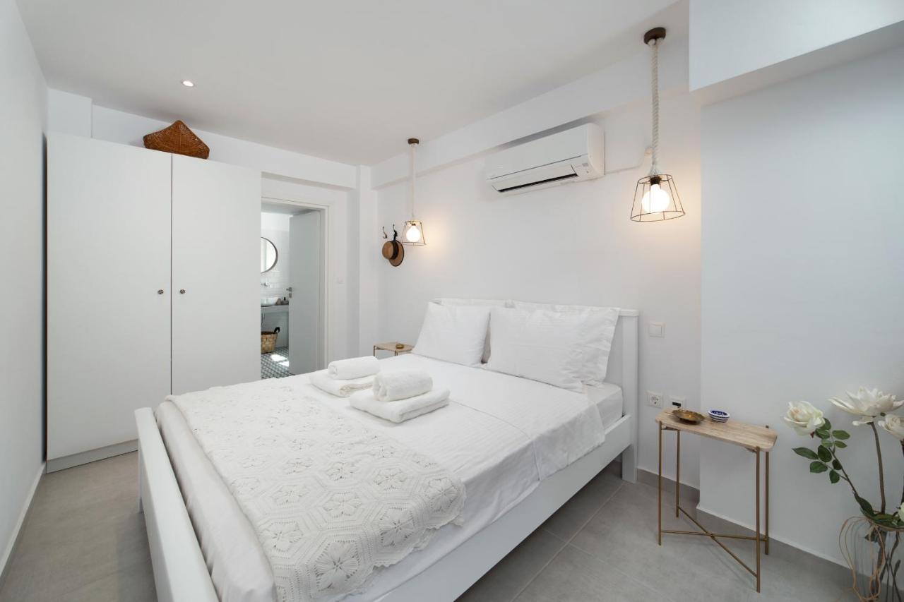 Korina'S Suites Ándros Buitenkant foto