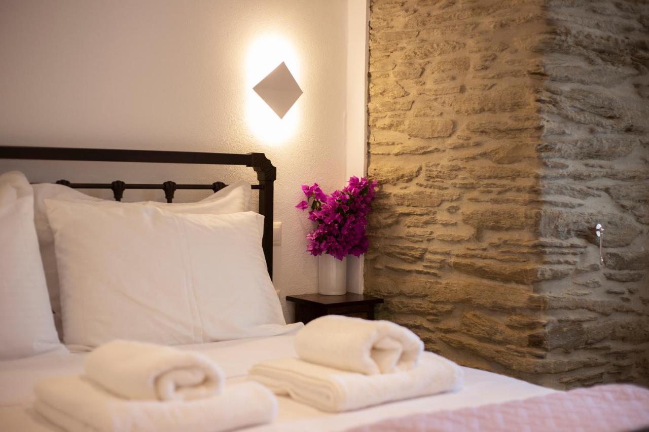 Korina'S Suites Ándros Buitenkant foto