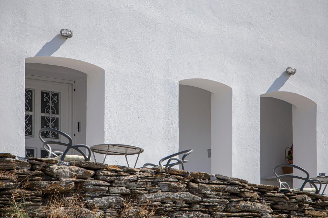 Korina'S Suites Ándros Buitenkant foto